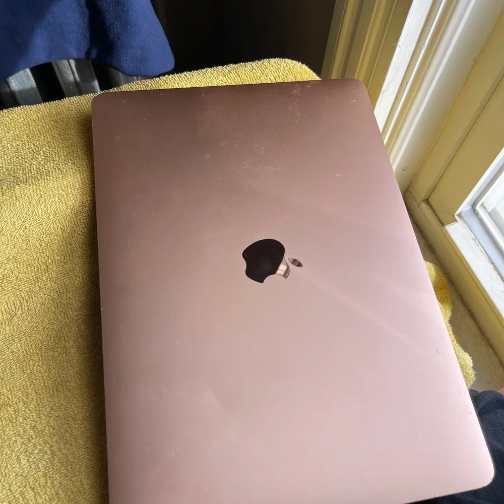 Apple MacBook - Rose Gold
